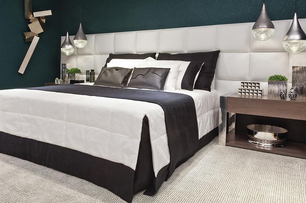 Tapete-Santa-Mônica-Casa-de-Abelha-Ambientado-Prata-Neve Tapete-Santa-Mônica-Casa-de-Abelha-Ambientado-Prata-Neve